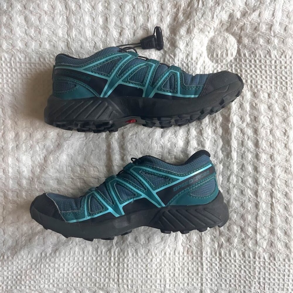 Salomon Kids Speedcross Trail Running Shoes Size 1